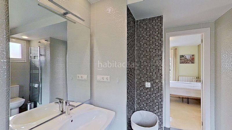 Foto 3aa98aba-c0b3-4203-9e18-50cba83c3189. Casa amb calefacció aparcament piscina a Golf Bahía Finestrat