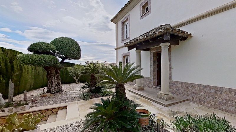 Foto 995ff723-c250-4927-86f5-d4bb8d4ca889. Casa amb calefacció aparcament piscina a Golf Bahía Finestrat