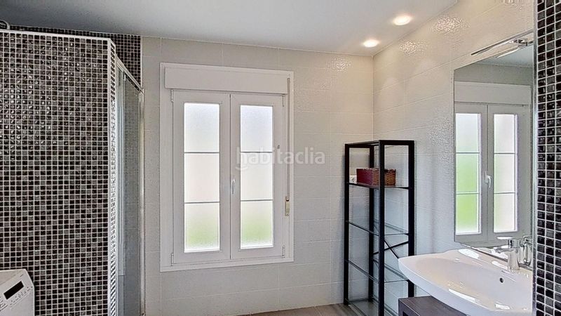 Foto f214473f-a29e-40a7-af7c-560151b4b5eb. Casa amb calefacció aparcament piscina a Golf Bahía Finestrat