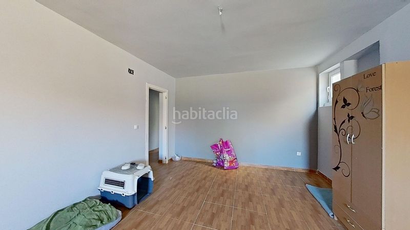 Foto 3a37f41e-13f5-486a-b1da-c12b483e405a. Casa adossada amb calefacció a Coloma Nucia (la)