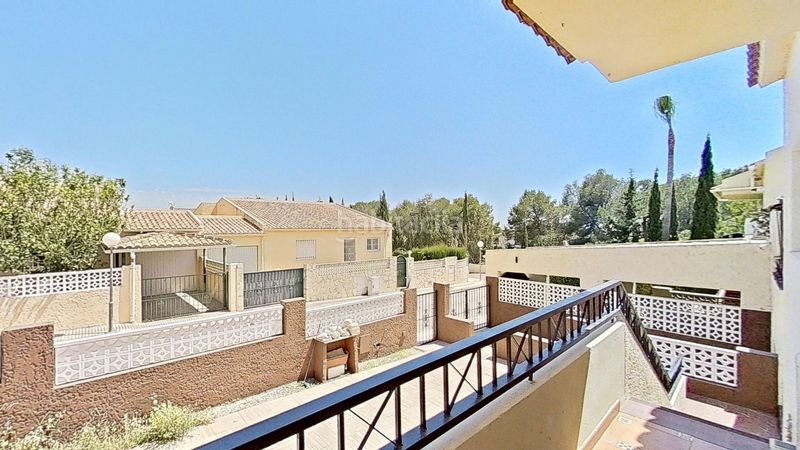 Foto 5f68899a-fccf-4b81-9191-4a503439a42a. Casa adossada amb calefacció a Coloma Nucia (la)