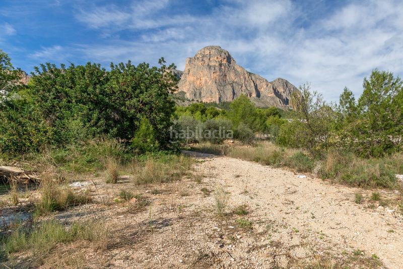 Foto a5b7468d-0b80-4e7b-bb8f-16bcbfdd54e9. Terreno residencial en pau 1 parcela urbana en Polop