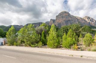 Terreny residencial a Polop. Parcela urbana en polop con espectaculares vistas al monte ponoc