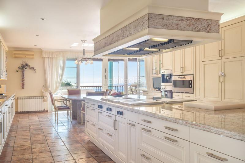 Foto 255a6210-a05d-42f1-a80a-b27aad0fa7ab. Casa en Casco Antiguo Marbella