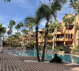 Apartament a San Pedro de Alcántara Pueblo