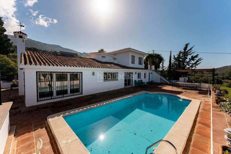 Foto fc602cdd-add8-4170-ae92-d8fedbe8eed1. Maison dans Centro Alhaurín el Grande