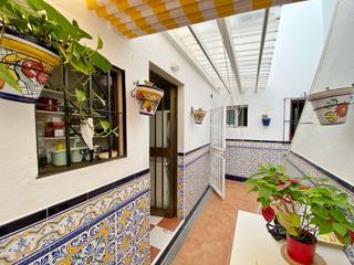 Casa adossada a Casco Antiguo