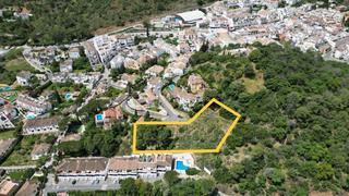 Residential Plot in Benahavís pueblo
