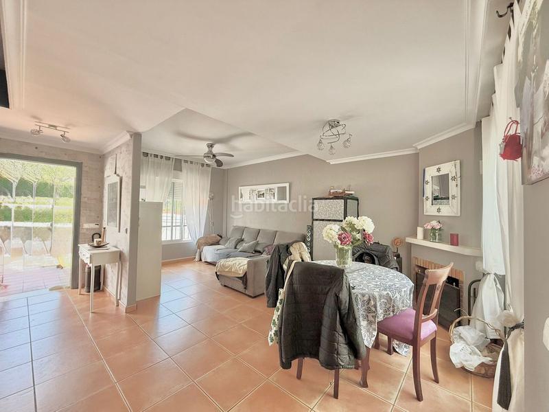 Foto dee208ae-b342-4810-bcbb-18677f38dab0. Casa adosada en Centro ciudad Fuengirola