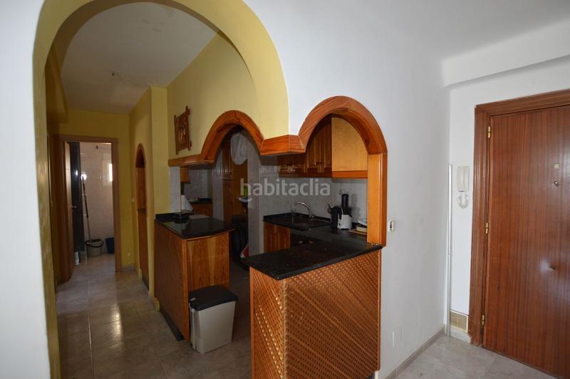 Foto 627f7d76-17da-4d61-a459-1f06abb0f7bc. Appartement in Las Gaviotas - Carvajal Fuengirola