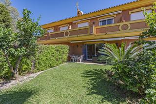Casa adossada a Villanueva de Algaidas