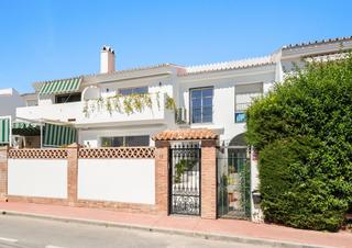 Casa adossada a San Pedro de Alcántara Pueblo