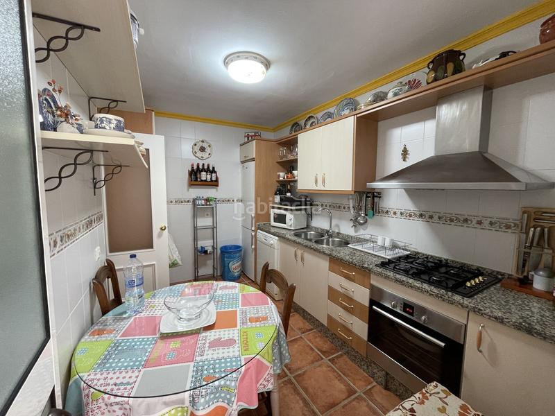 Foto 90b7224e-c0ec-448f-a5b1-42ef240e3238. Casa adossada a Casco Antiguo Marbella