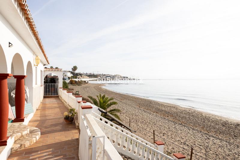 Foto 2293fbf7-08ad-4e40-974e-7a9bfcc2ca63. Casa en El Molino Torrevieja