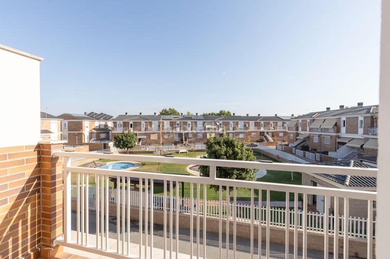 Foto 2f4e807b-ae08-411b-83e3-e699c8ab4281. Casa adossada amb calefacció piscina a Belicena Vegas del Genil