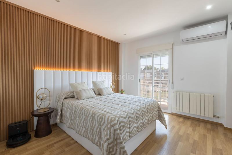 Foto 487bf15e-a9f8-4adf-be01-edfdf24d6078. Reihenhaus mit heizung pool in Belicena Vegas del Genil