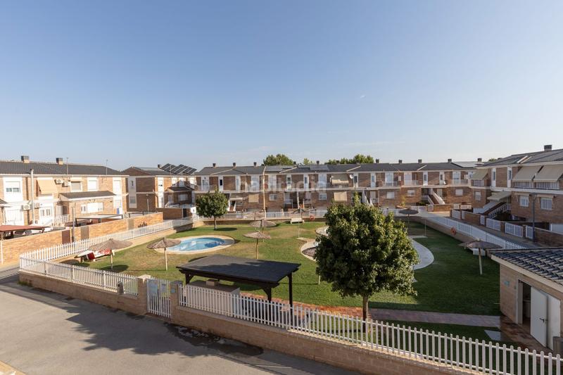 Foto b07a4221-ec7d-4f50-b1ef-28ab1682d02c. Semi detached house with heating pool in Belicena Vegas del Genil