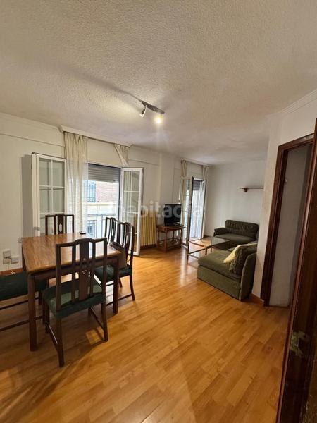 Foto 2e9ee8a1-cafc-4b14-8f5c-ae4096b641d9. Etagenwohnung mit heizung in Centro - Sagrario Granada