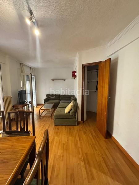 Foto b31aecbf-3120-4679-96bd-f574fcde8153. Etagenwohnung mit heizung in Centro - Sagrario Granada