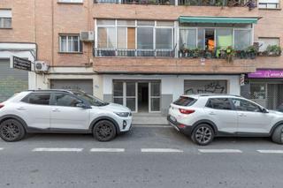 Business premise in calle olimpia