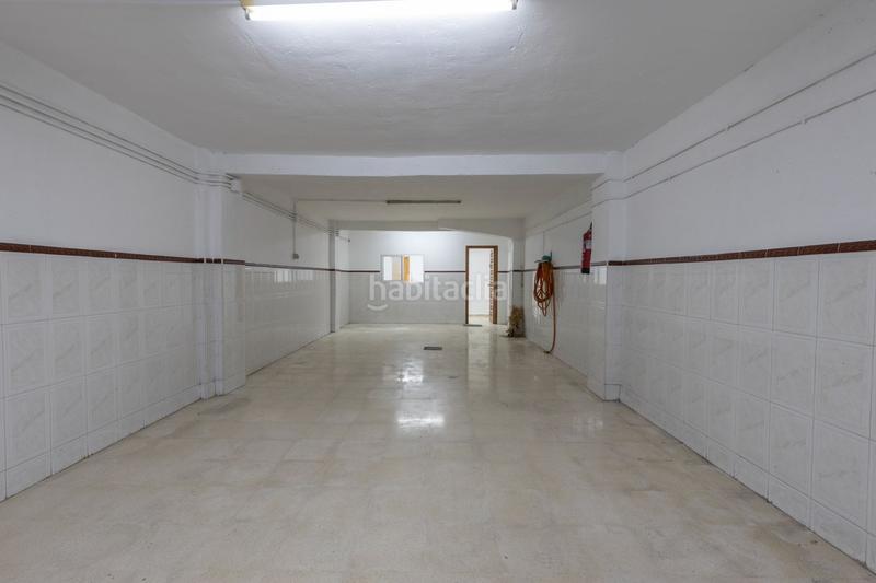 Foto f7390de8-b6c7-491f-a536-b02a27d36b8f. Local comercial a Cerrillo de Maracena - Periodistas Granada