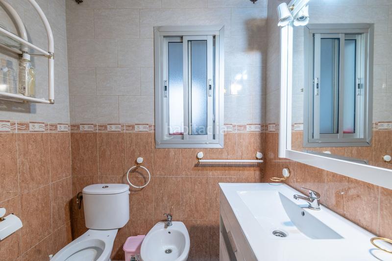 Foto 8de9e116-4b11-4267-9309-bf22f009375c. Casa adossada a Peligros