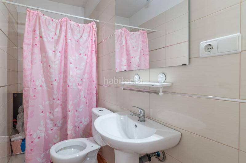 Foto 944ec190-766d-407c-990d-785a0424121a. Casa adossada a Peligros