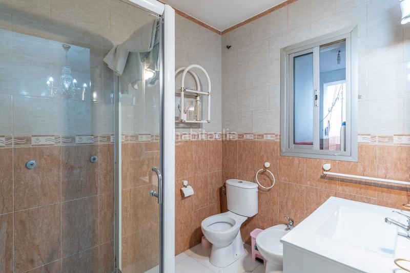 Foto df521fd6-3954-4710-8818-c803716aa68c. Casa adossada a Peligros