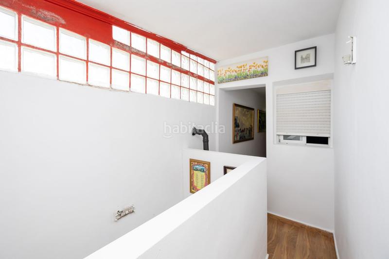 Foto 354d3fce-4644-4c82-992d-834c0cd35cd4. Maison jumelée dans Bobadilla Granada