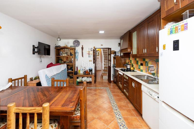 Foto a4e28467-e301-47c8-8dc4-d3633ed3f4bc. Maison jumelée dans Bobadilla Granada