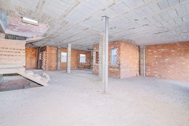 Foto 3f9f9aa1-8123-4b92-a1f0-1efd6a7baf06. Casa adossada a Maracena