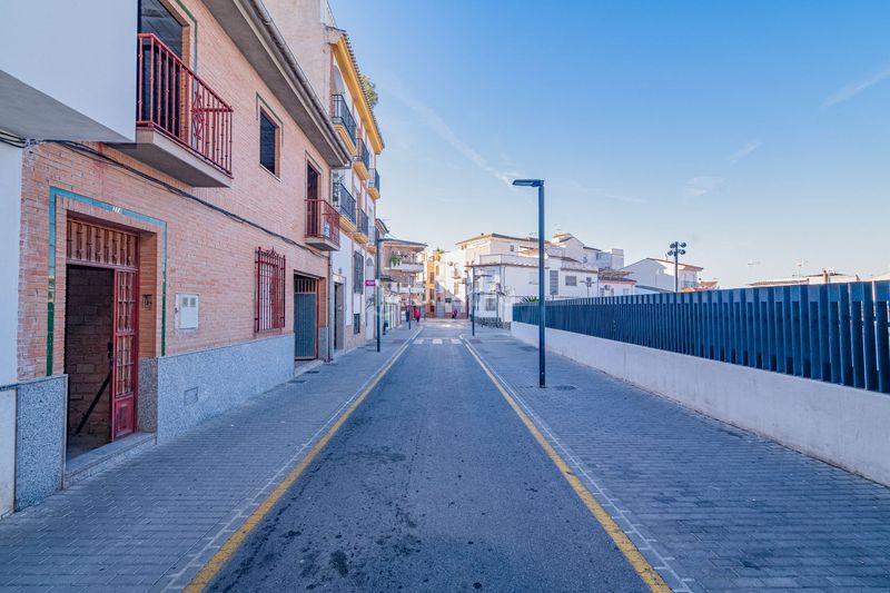 Foto 9d7dafaa-07c1-4b26-9483-71e7e98e7fc4. Casa adossada a Maracena