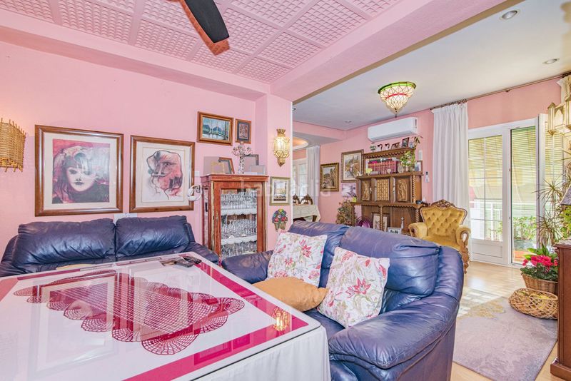 Foto 15dd8ce6-f799-483d-9a84-9ce9e7671f1e. Casa a Cerrillo de Maracena - Periodistas Granada