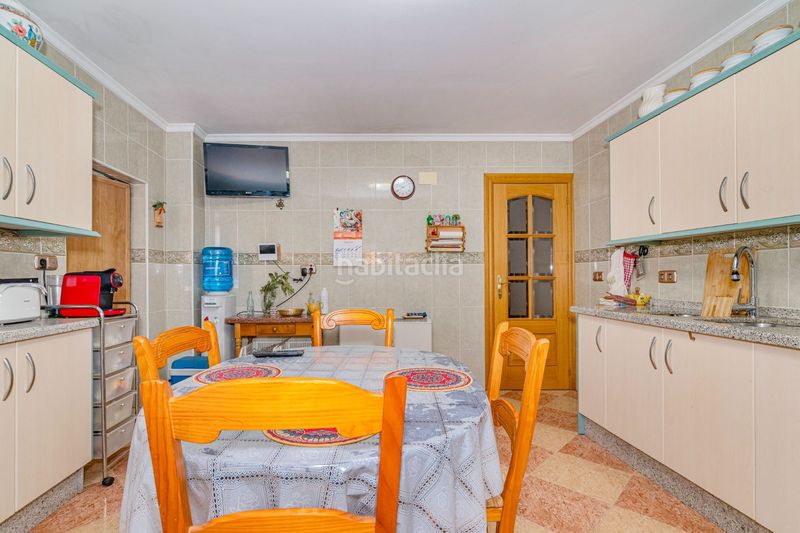 Foto cca5ccf7-5f0a-43cb-933e-e04ad4d40e4d. Maison jumelée avec chauffage parking dans Chauchina