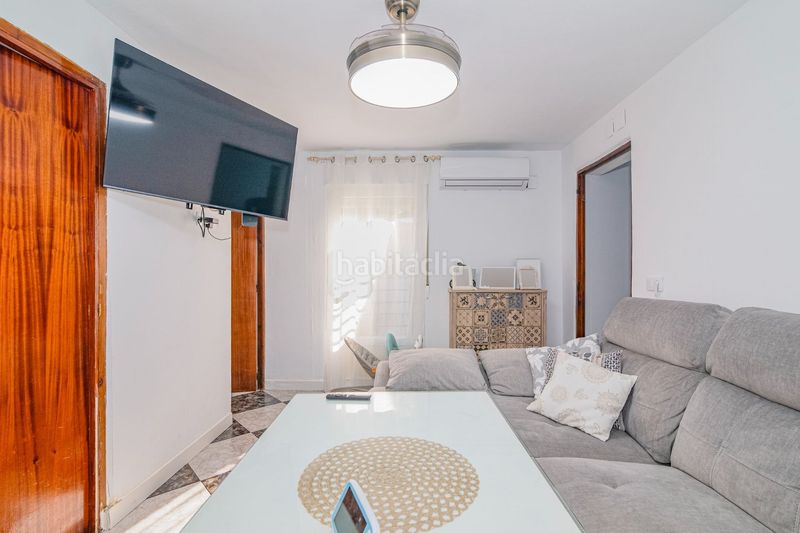 Foto a45d951f-2264-49ca-a77e-dc8f4456af16. Casa adossada a Cacín