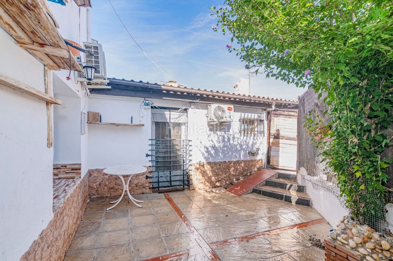 Foto c82a500b-4e63-4f13-ae1c-030249963813. Casa adossada a Cacín