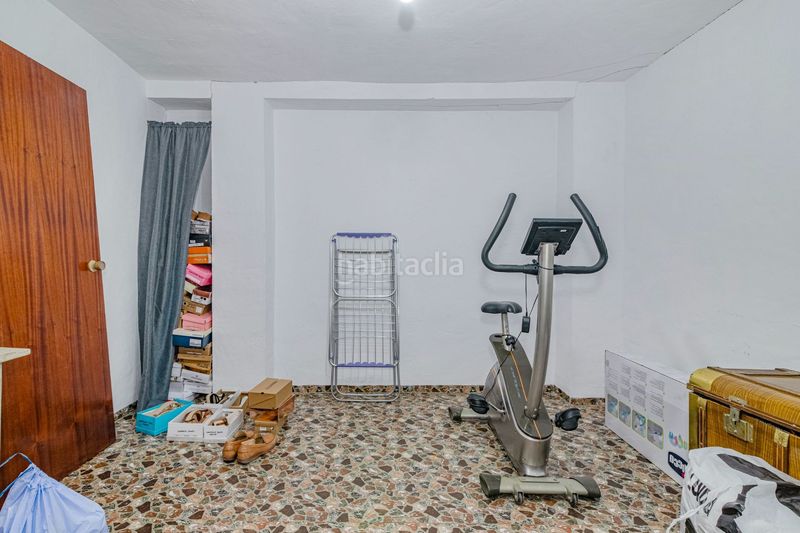 Foto fcf28821-d8ae-485d-a695-7a46502b1e7d. Casa adossada a Cacín