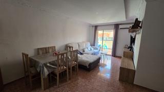 Planta baja en Costacabana - Loma Cabrera. Piso en venta en avenida de los jornaleros