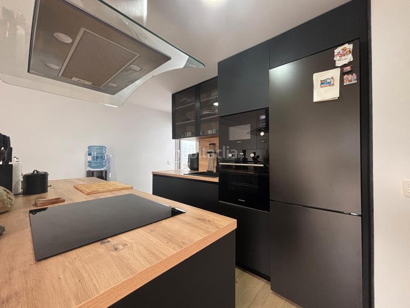 Foto 3dcf6c0f-0236-40f8-89f4-6ddf75b0e2b0. Chalet en calle de la guajira dos 23 chalet reformado en Retamar en Almería