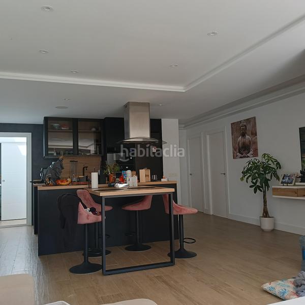 Foto 6a634ff1-d1cf-4932-9655-a3e18299828a. Chalet en calle de la guajira dos 23 chalet reformado en Retamar en Almería