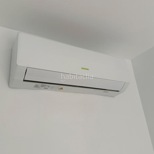 Foto aff9fe95-1669-4afd-af88-a5378dc4ab38. Chalet en calle de la guajira dos 23 chalet reformado en Retamar en Almería