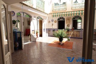 Casa adossada a Calle Real del Barrio Alto