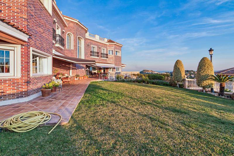 Foto d99f84ac-f628-4192-bee8-cdf63c3675d9. Casa en Pinares de San Antón Málaga