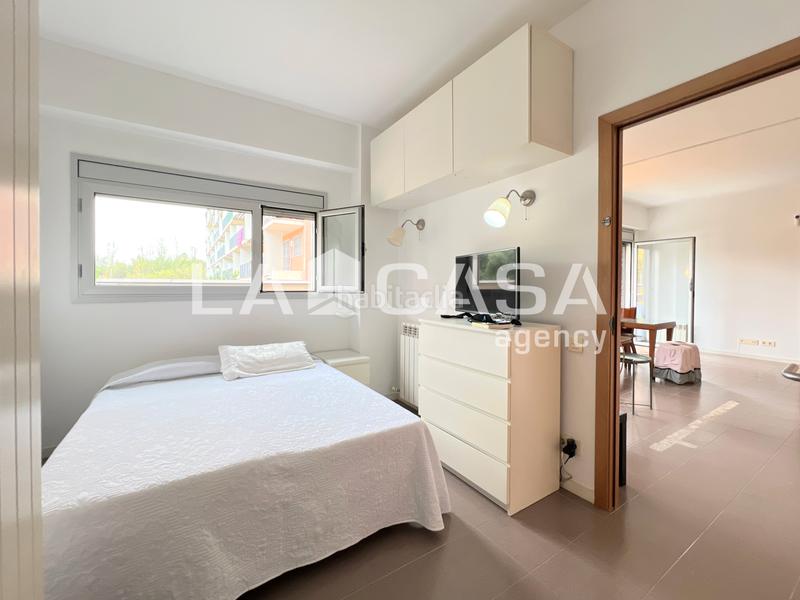 Foto b081f7f6-11d6-46ea-aaa5-bd0b468e6491. Planta baixa a La Catalana Sant Adrià de Besòs