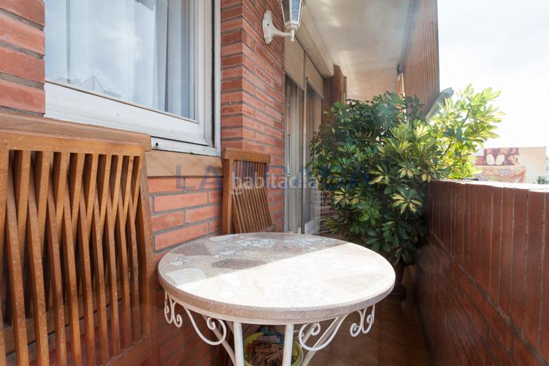 Foto c35a15e7-7b91-41f7-b508-5592876ff97d. Appartamento con riscaldamento in Sagrada Família Barcelona