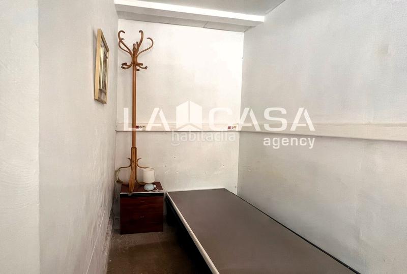 Foto bf6e0754-5c3a-4723-8804-154e199fa4d0. Business premise in Porta Barcelona