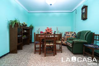 House in Centro - Doña Mercedes. Casa en ibarburu, dos hermanas.