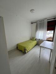 Pis a Collblanc. Piso en venta en calle de vaquer