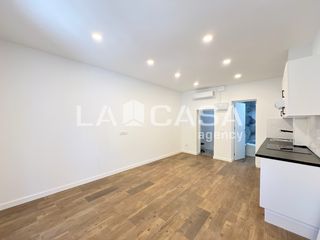 Local Comercial a La Salut. Local en venta en la salut