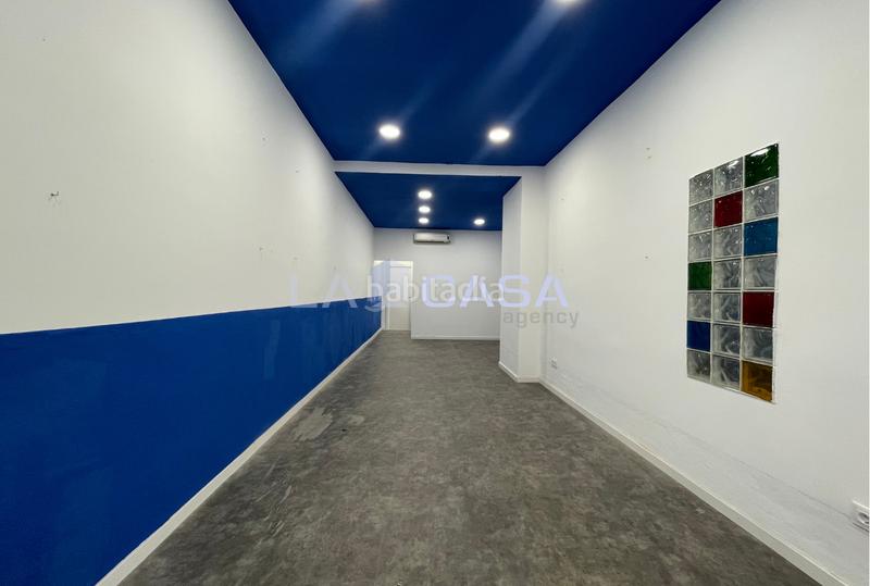 Foto c47c7fc2-ee92-4a9e-8476-11ff0650efd9. Büro in La Salut Badalona